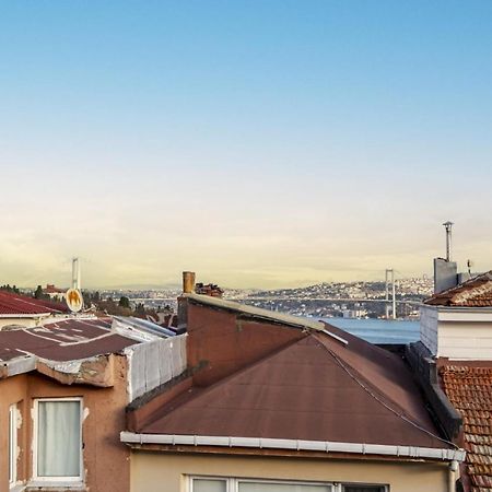 Appartamento Captivating Flat With Balcony Near Besiktas Pier Provincia di Provincia di Istanbul Esterno foto