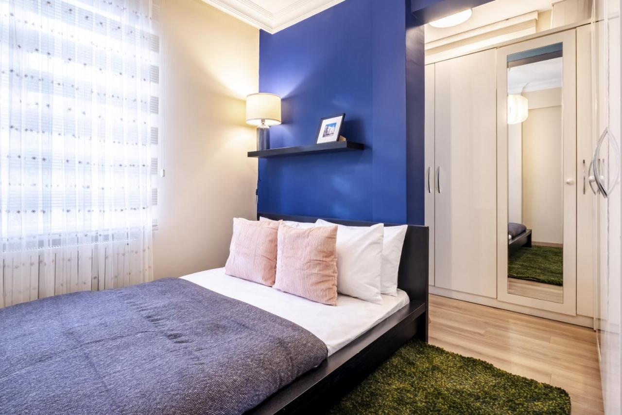 Appartamento Captivating Flat With Balcony Near Besiktas Pier Provincia di Provincia di Istanbul Esterno foto